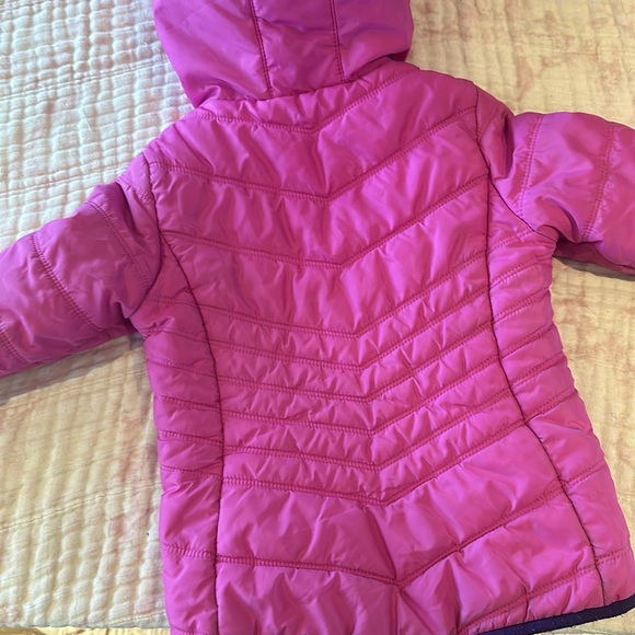 Under Armour Girls Jacket - Picture 4 of 4